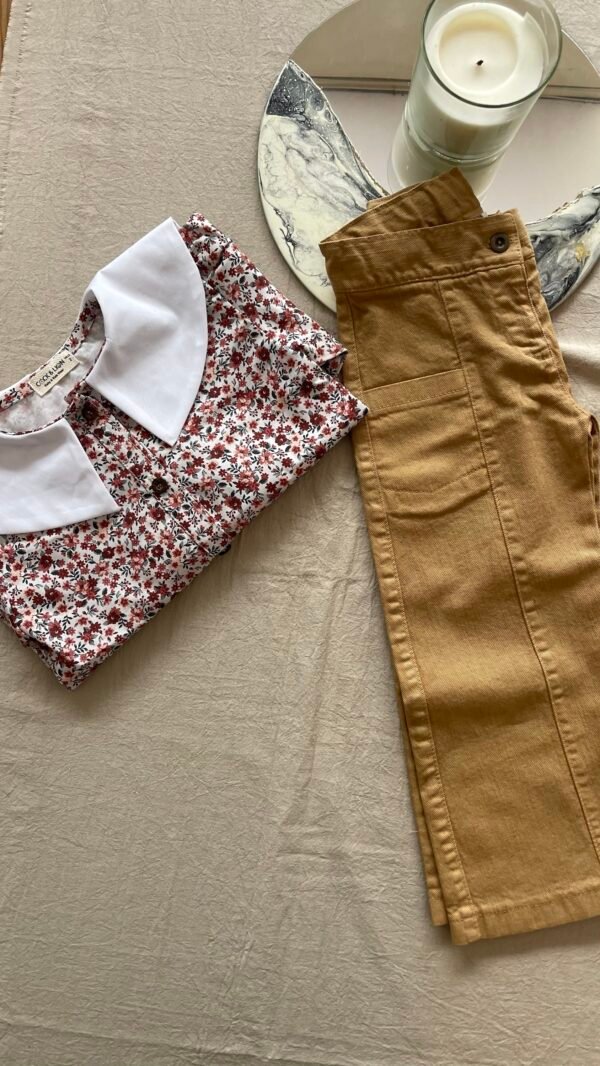 Pantalón niña liso atemporal