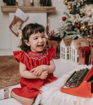 Vestido rojo punto smock bordado