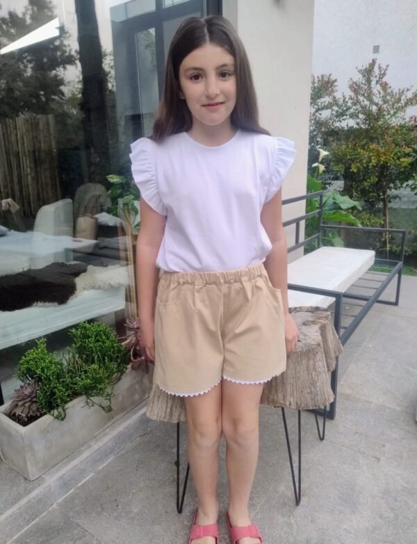 Short con bolsillos broderie