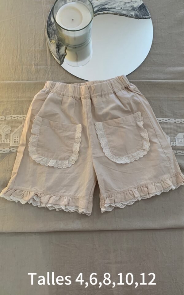 Short con bolsillos broderie