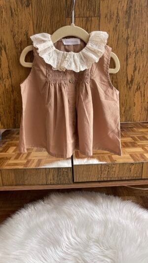 Blusa niña cuello broderie