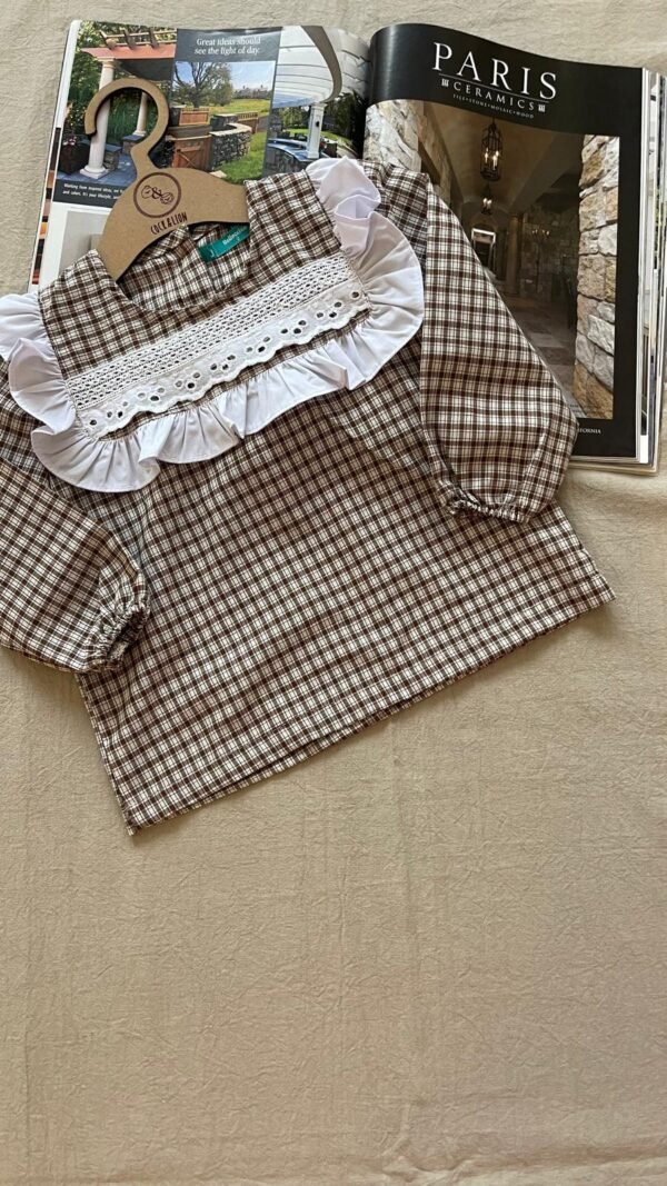 .Blusa Venecia